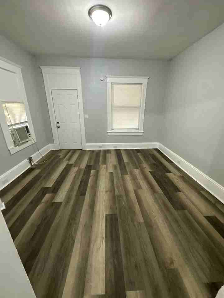 1163 E 18th St - Photo 6 of 19