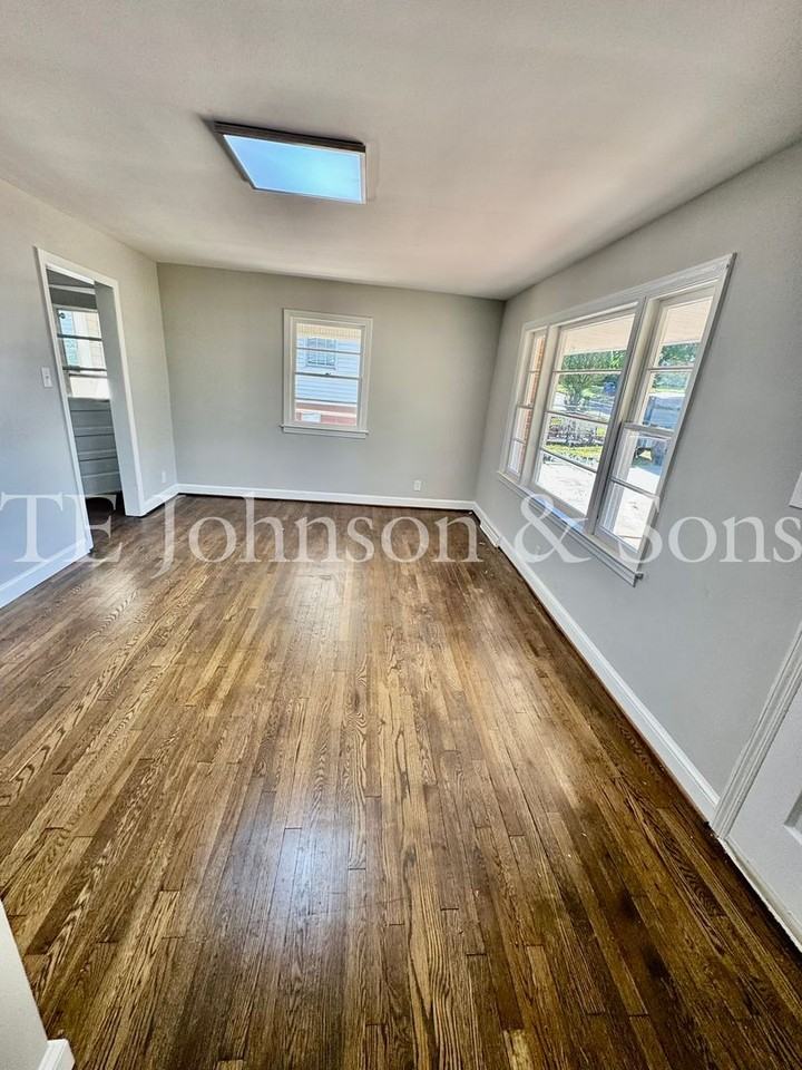 509 W Brookline St - Photo 3 of 12