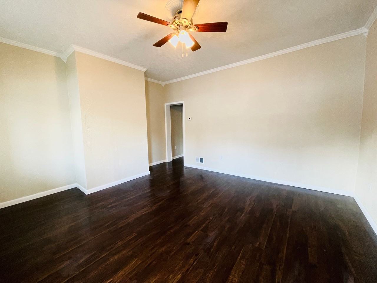 207 E 15th Ave - Photo 3 of 14