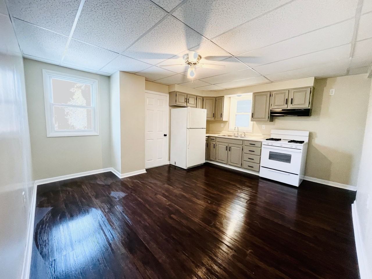 207 E 15th Ave - Photo 5 of 14