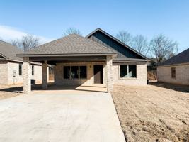 featured image of 264 Wolf Den Ln