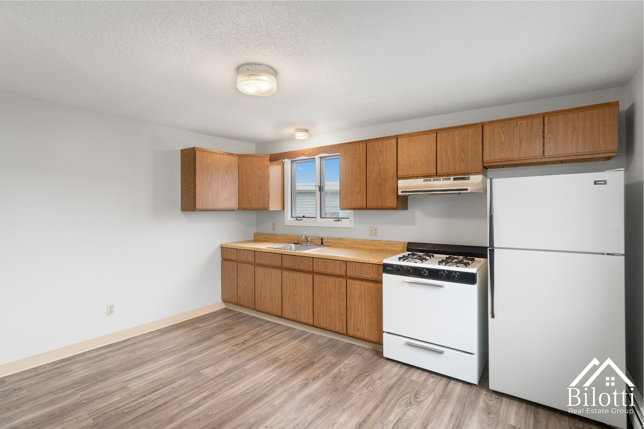 Jencks Street Apartments - Photo 2 of 16