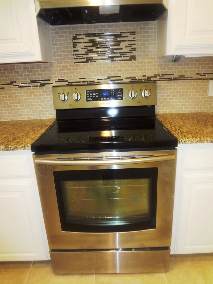 2092 Bronco Lane - Photo 4 of 20