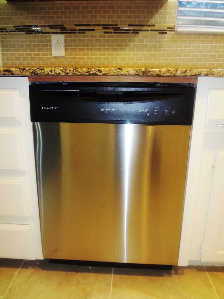 2092 Bronco Lane - Photo 5 of 20