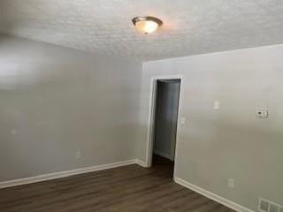 300 Rogers St - Photo 5 of 22