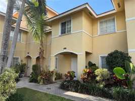 featured image of 2056 Ne 167th St #3-119