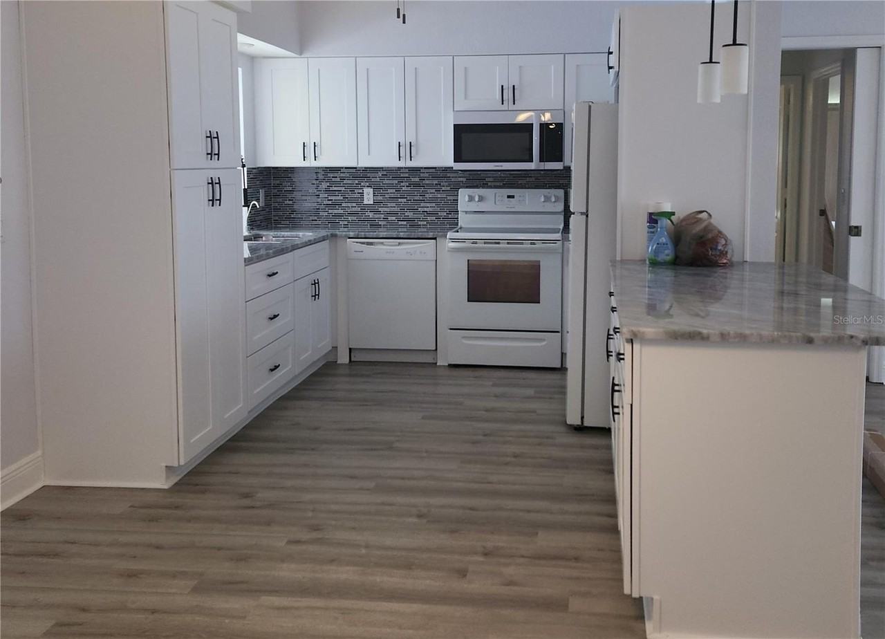 26270 Explorer Rd - Photo 3 of 22