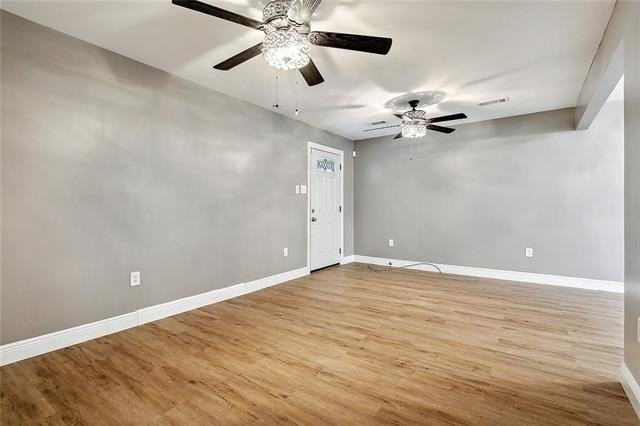 805 S Olive St #B - Photo 3 of 10