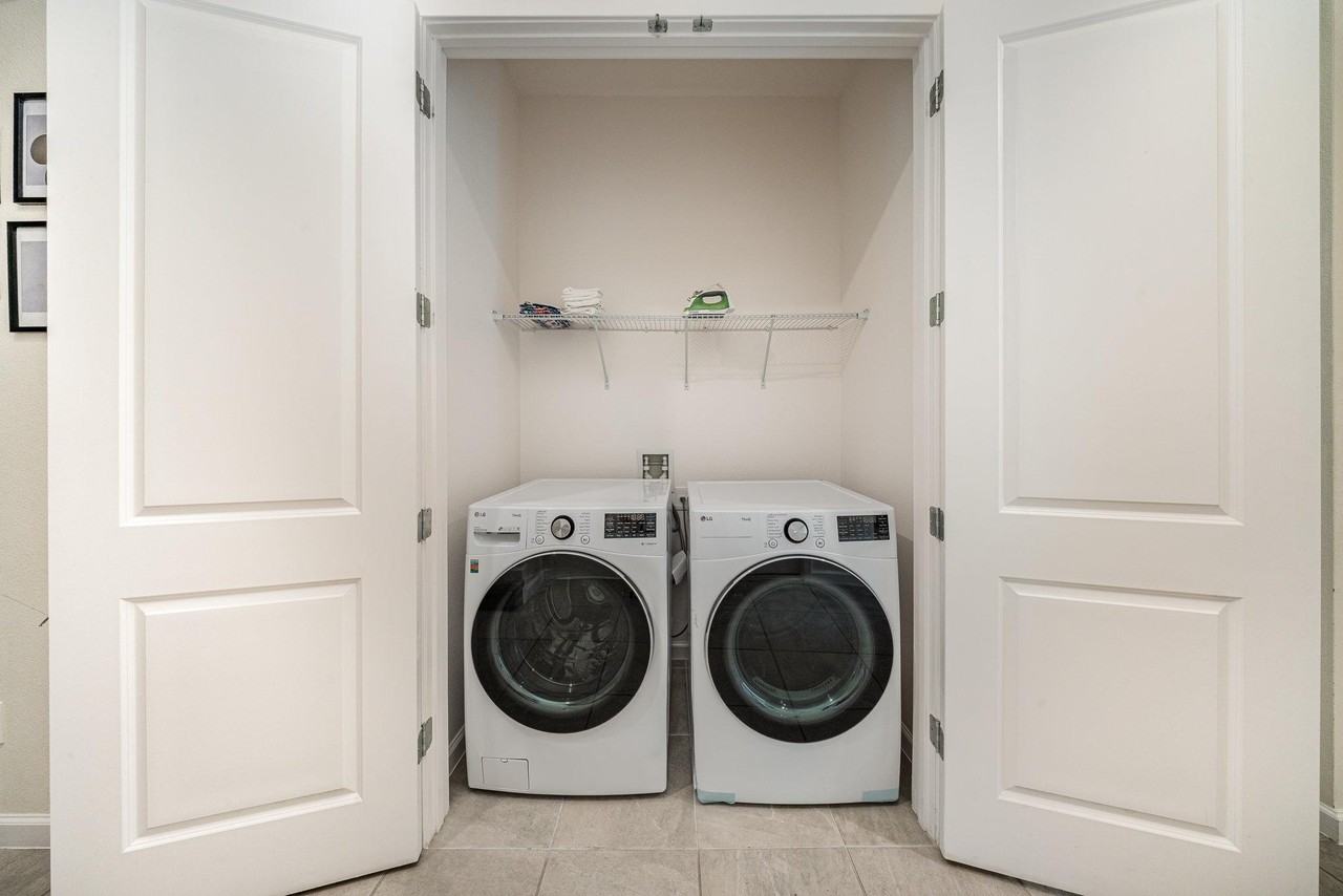 Shanti Dr - Photo 5 of 15