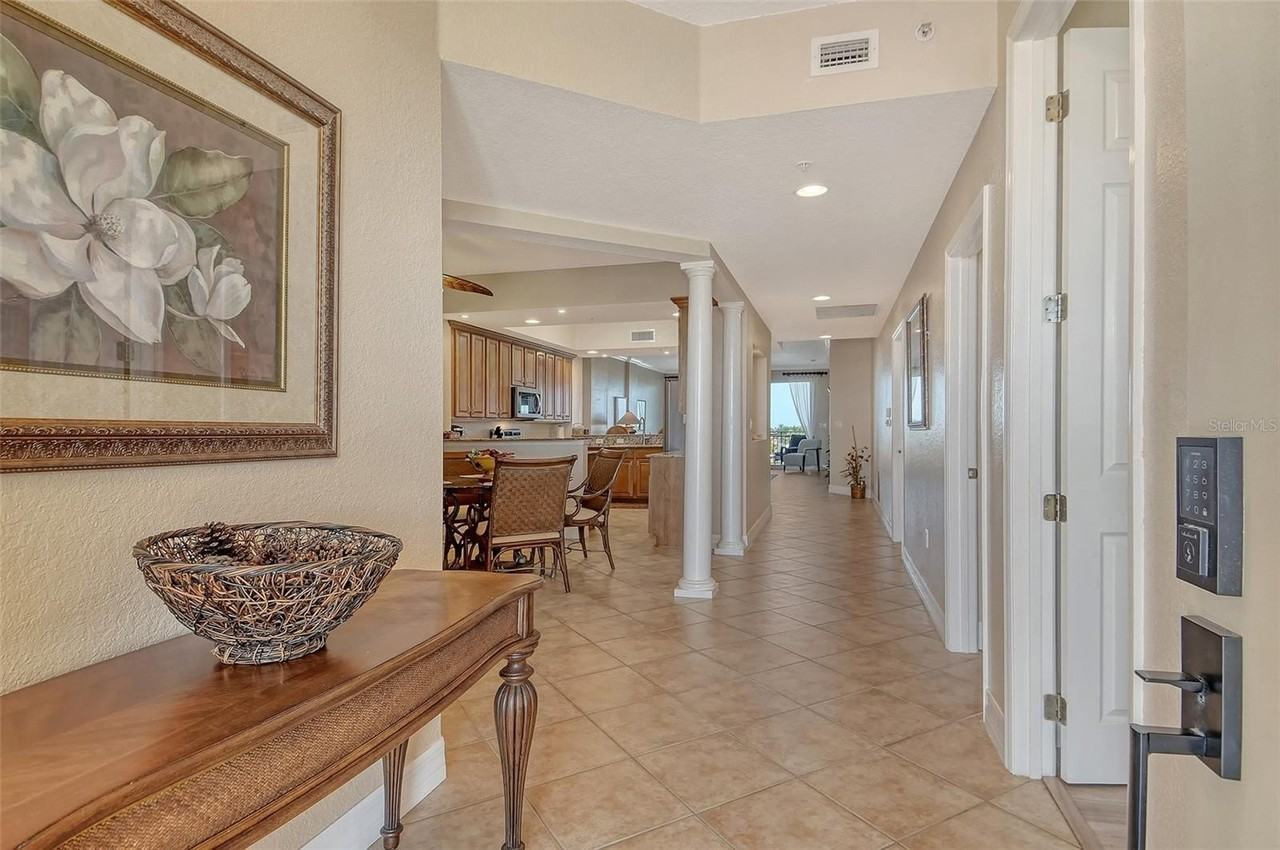 5100 Jessie Harbor Dr #504 - Photo 6 of 50