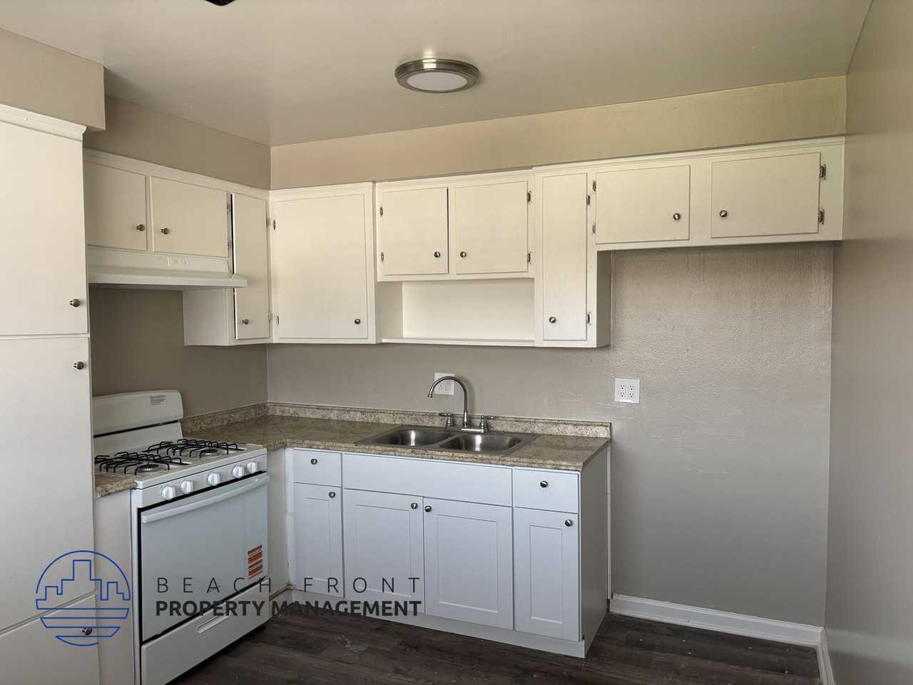 117 E. Leatrice Ln. - Photo 6 of 8