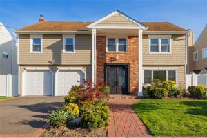 featured image of 4047 Greentree Dr