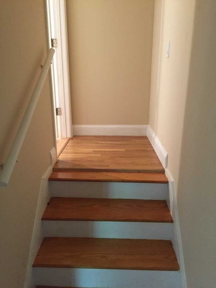 Pine St - Photo 5 of 11