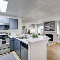 featured image of 4905 Courtside Dr