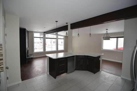 93 Lorraine Cres - Photo 2 of 10