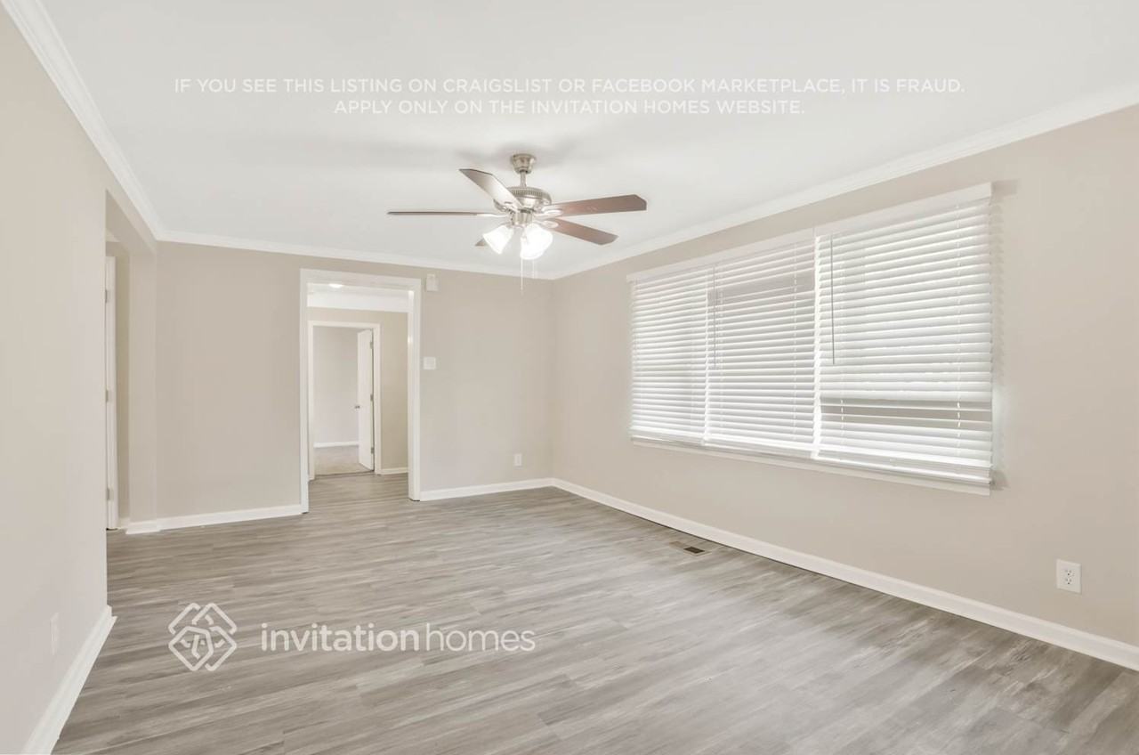 3447 Jackson Dr - Photo 4 of 22
