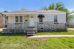 featured image of 110 E Myrtle Dr