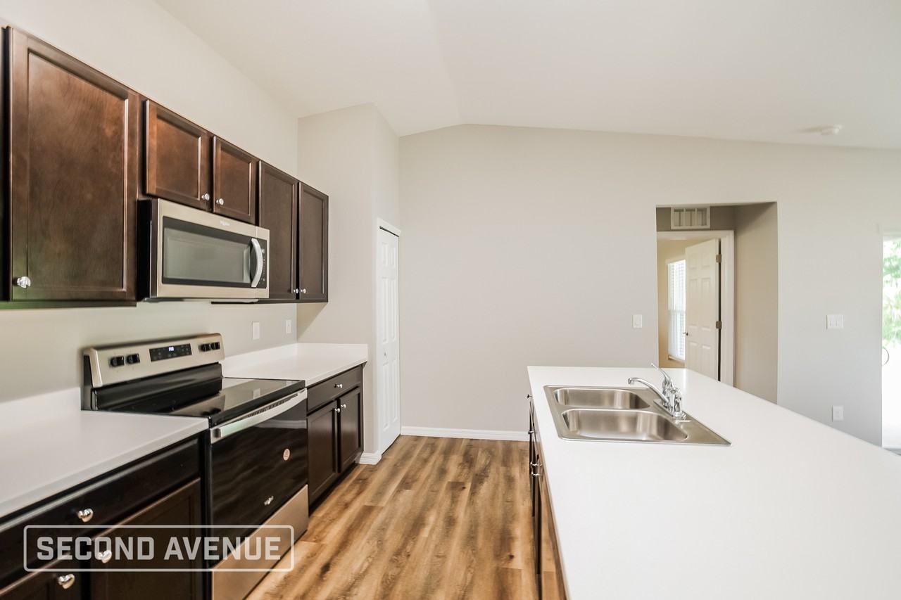 18112 Zanzibar Ave - Photo 5 of 26