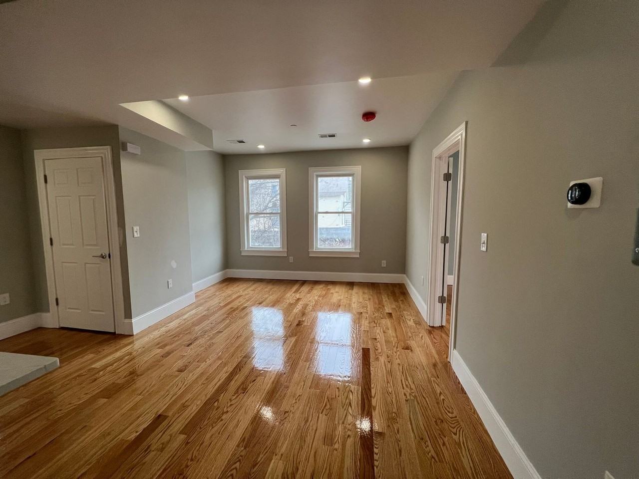 69 Pearl St - Photo 2 of 39