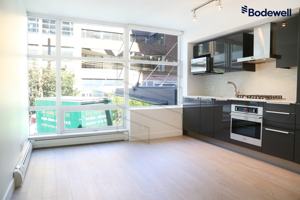 featured image of 1283 Howe St