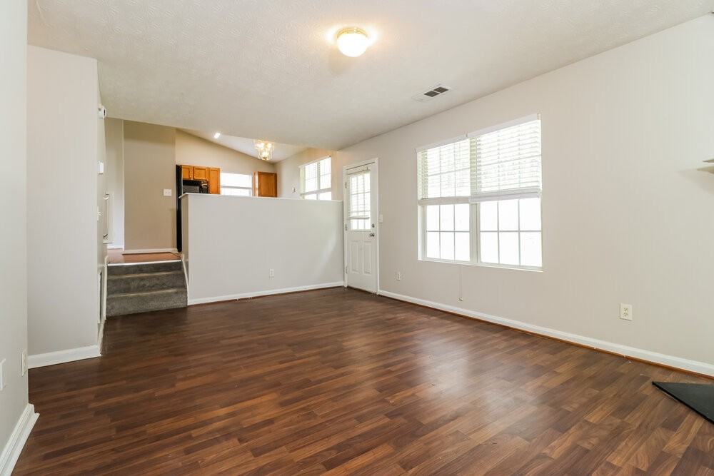 2124 Oakland Spring Dr - Photo 6 of 18