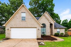 featured image of 35 Lakewood Cv