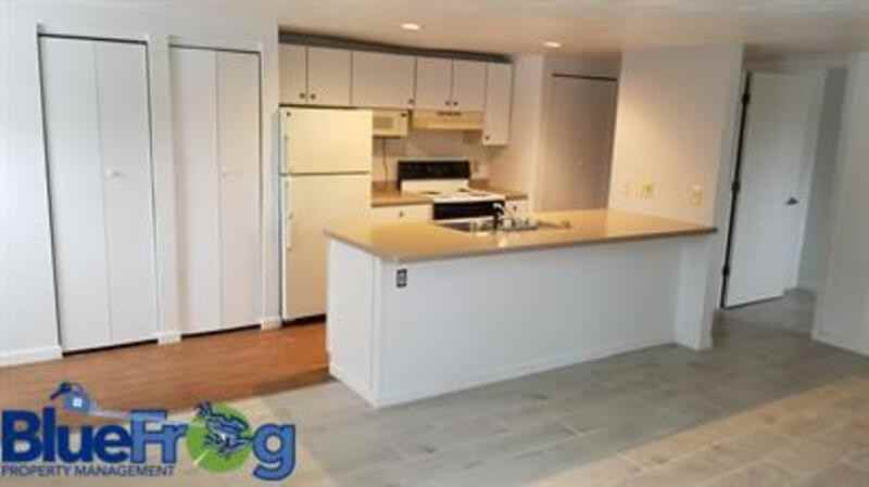 111 Water St - Photo 3 of 10