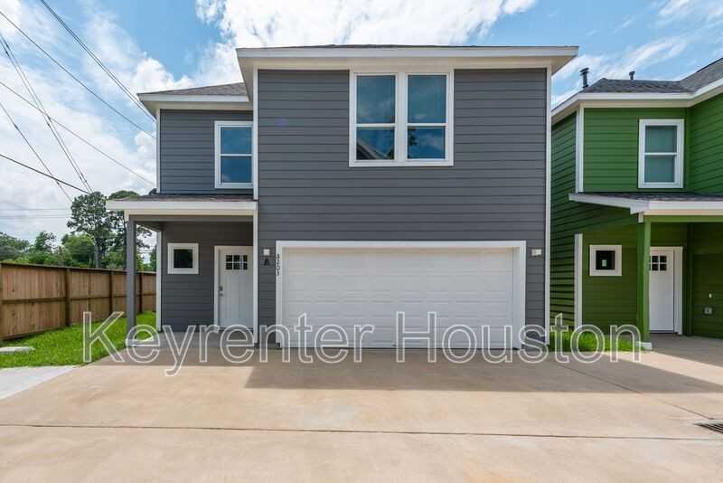 8202 Homewood Ln #E - Photo 2 of 35
