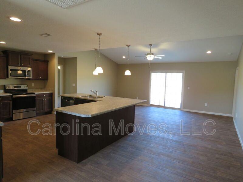 454 Peaksview Dr - Photo 4 of 13