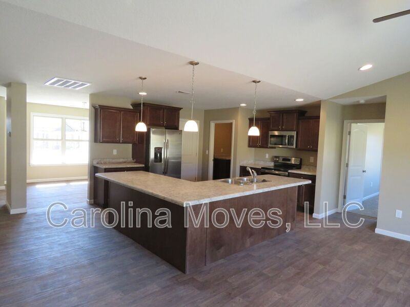 454 Peaksview Dr - Photo 5 of 13