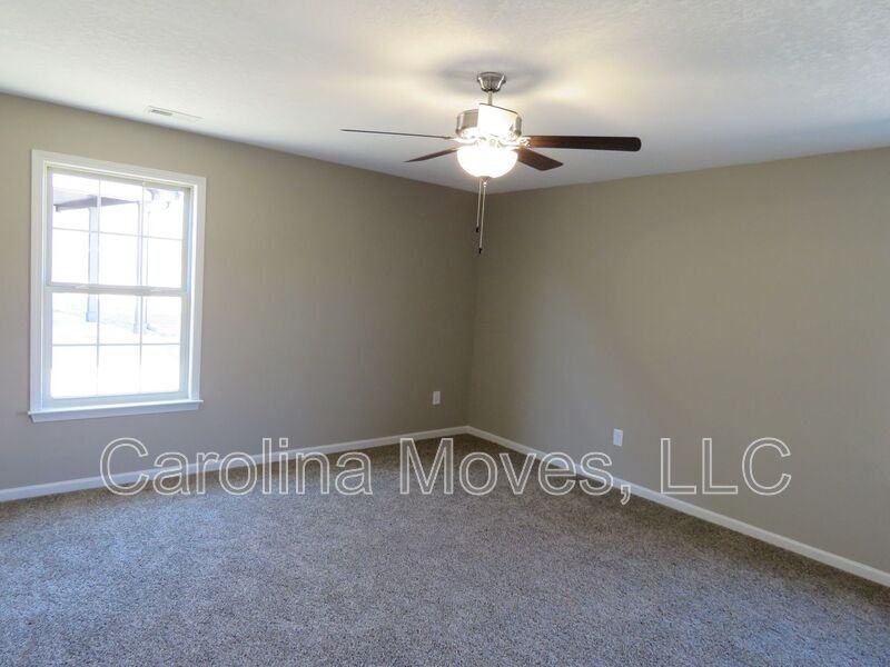 454 Peaksview Dr - Photo 7 of 13