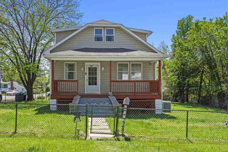 3901 Coolidge Ave - Photo 2 of 33