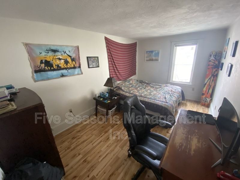 18 Hayward St #20 - Photo 5 of 31