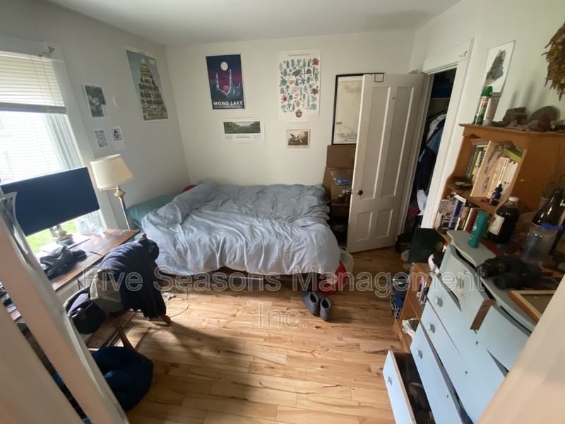 18 Hayward St #20 - Photo 7 of 31