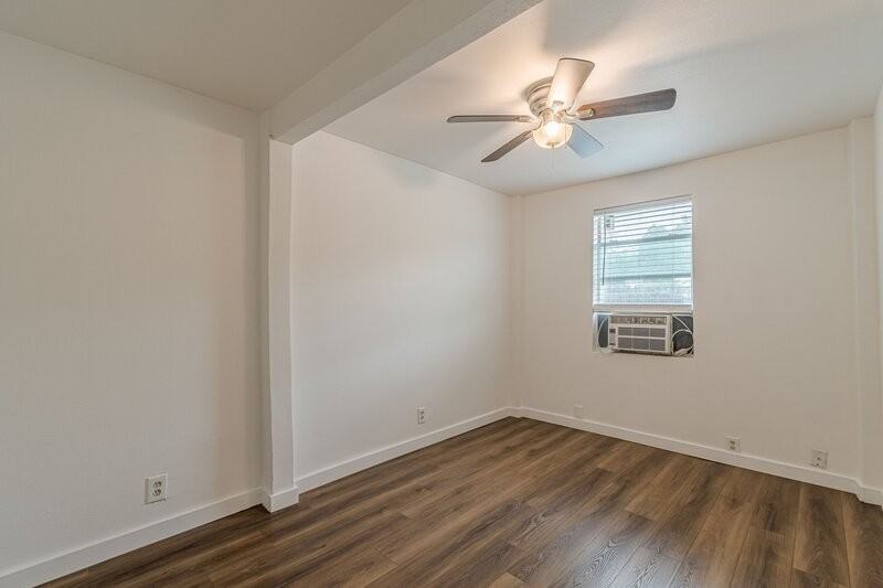 2407 South New Braunfels Avenue #3 - Photo 6 of 13