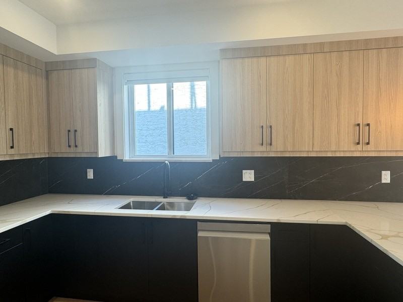 2968 Conlin Crt - Photo 2 of 21