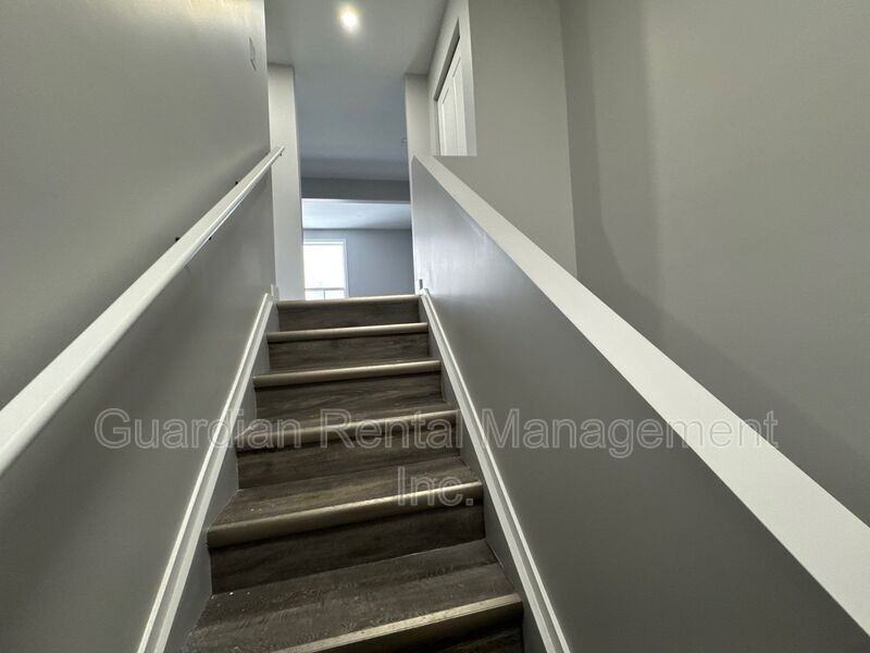 215 Langworthy St #7 - Photo 2 of 25