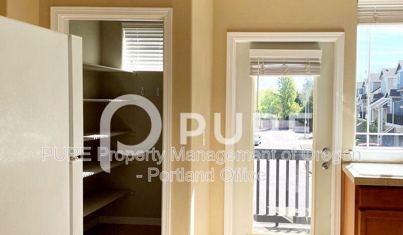 2806 Raymond St - Photo 7 of 21