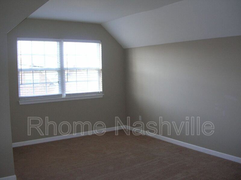 1019 Golf View Way - Photo 6 of 7