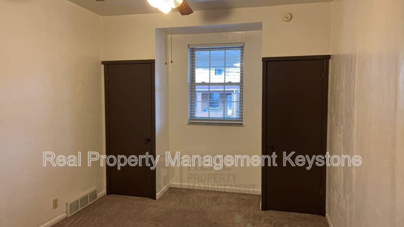 403 Ohio Ave #1stFL - Photo 7 of 20