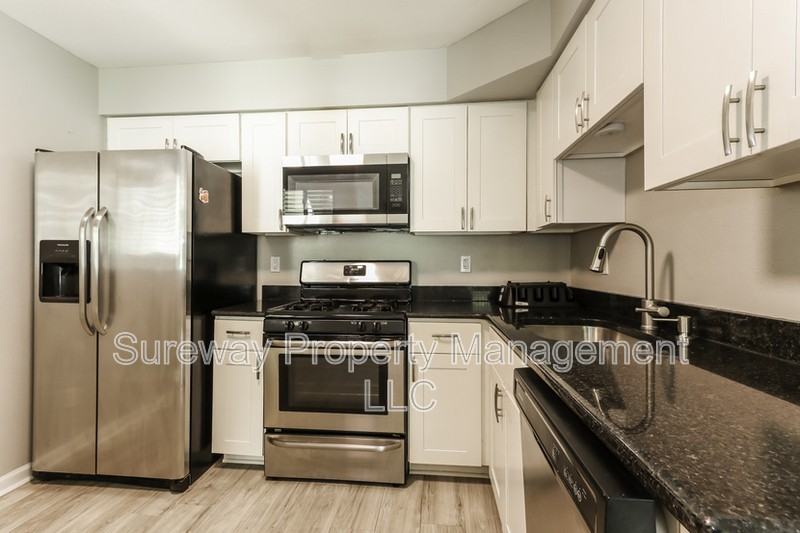 1091 Tristam Circle - Photo 5 of 10