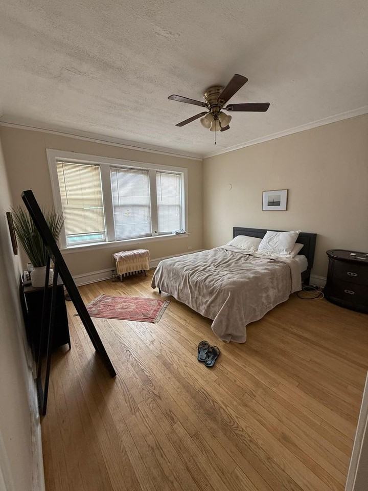 4407 N Kenneth - Photo 3 of 30