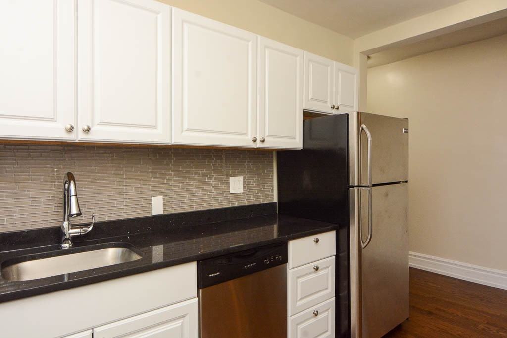 GREENVIEW + GRACE #3E - Photo 4 of 21