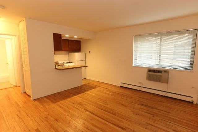 540 W Roscoe St #487 - Photo 7 of 12