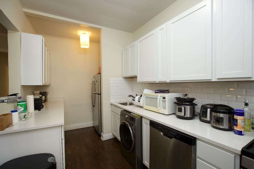 945 Judson Ave #1 - Photo 2 of 21