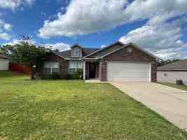 featured image of 3210 Miracle Heights Cv