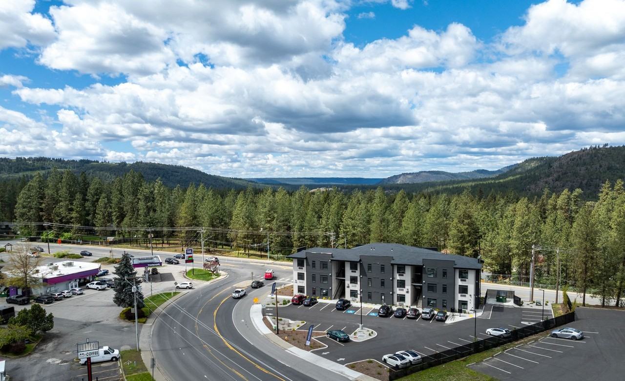 The Flats on Hastings - Photo 6 of 9