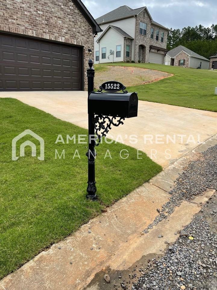 15522 Crimson Ridge Cir - Photo 4 of 21