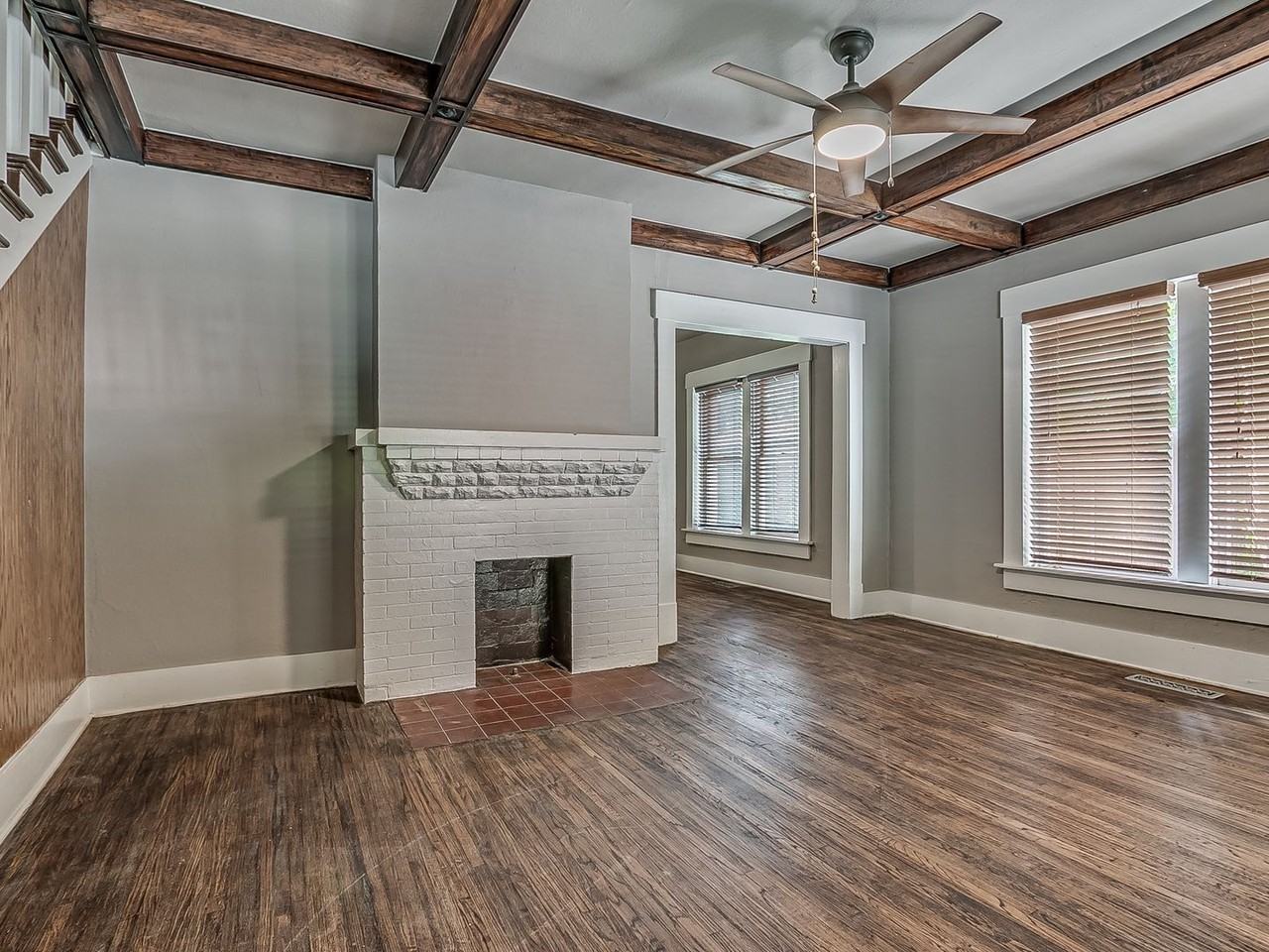 2014 N Lee Ave - Photo 2 of 31