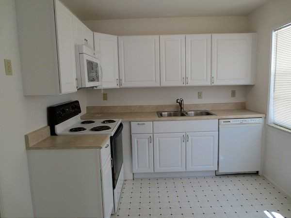 3939 18th St N - Photo 3 of 16